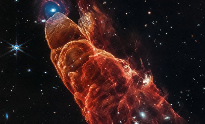 Astronomers Discover Massive Hidden Structures Pointing Straight At Milky Way Black Hole