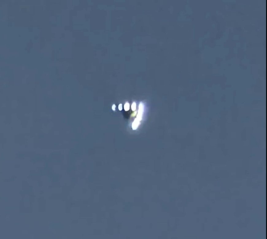 Haunting moment mystery V-shaped UFO hovers over Los Angeles in eerie vid as witness says ‘light was bigger than stars’