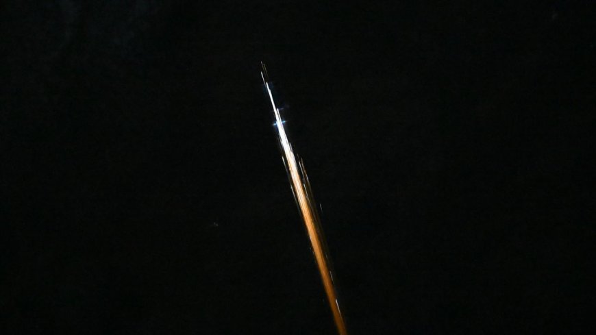 'It was quite a light show!' NASA astronaut spies dramatic fireball from the International Space Station (photos)