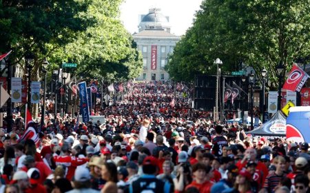 Hurricanes fans jam into downtown Raleigh for team’s Stanley Cup parade, celebration