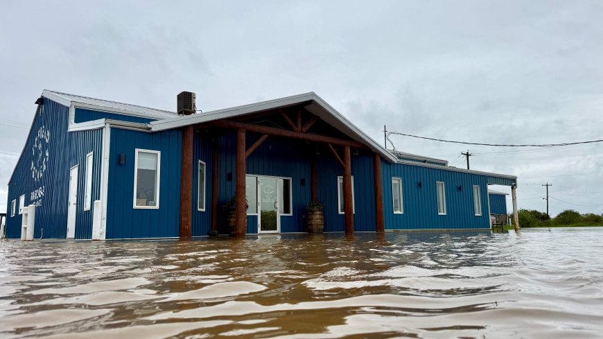 Town of Tofield floods after massive rainfall: ‘Never seen this much water here’