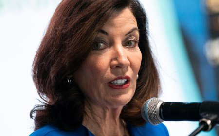 New Poll Shows Democrat Gov Kathy Hochul’s Lead Shrinking as Republican Bruce Blakeman Gains Ground