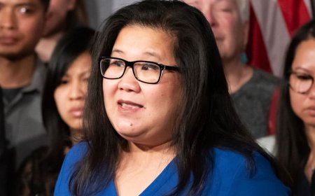 Democrat Mayor Under Criminal Investigation After Vulgar Text Messages to Staff Exposed