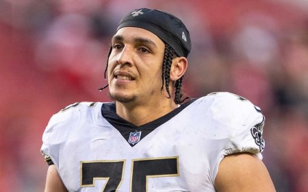 Pro Bowl offensive lineman Andrus Peat announces his retirement from the NFL at 32