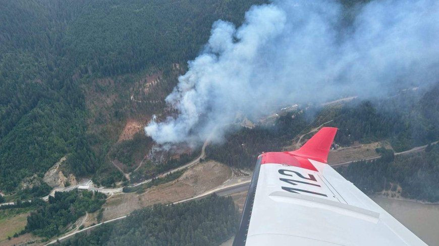 Out-of-control wildfire forces evacuation in B.C.’s Fraser Canyon