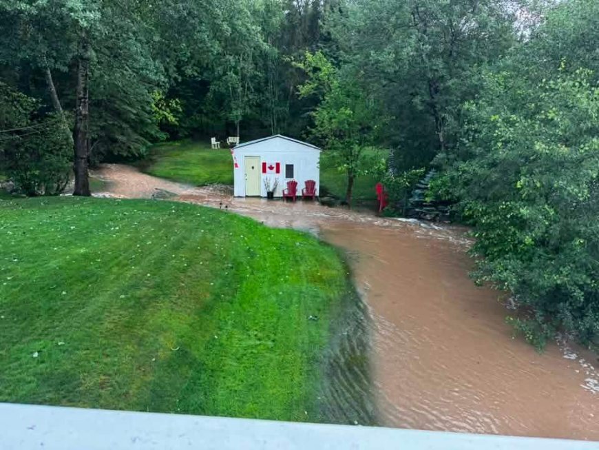 Raging storm batters cottage country straddling Manitoba-Ontario border
