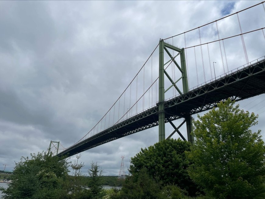 Nova Scotia government orders study to assess MacKay bridge replacement