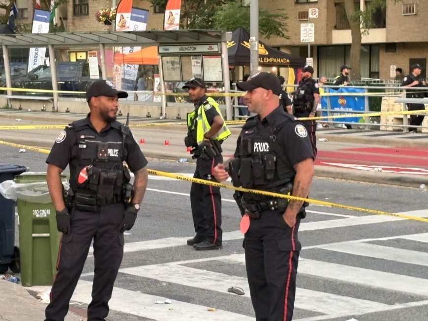 Mass shooting at Toronto street festival leaves 2 dead, 6 injured