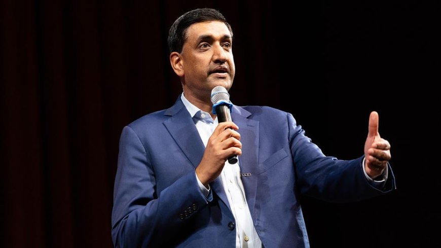 Left-wing interviewer presses Ro Khanna on whether Hamas was justified to attack Israel on October 7