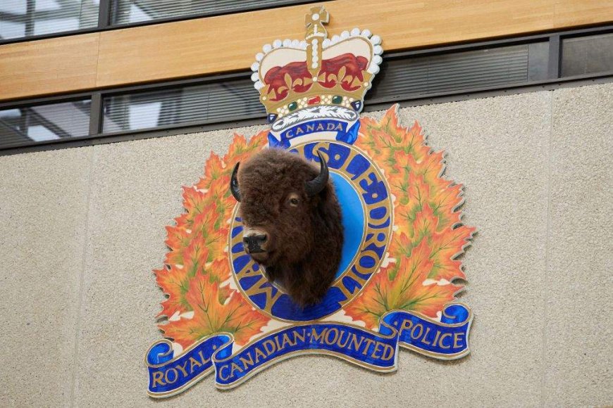 Man bound with duct tape, attacked and robbed in southern Manitoba: RCMP