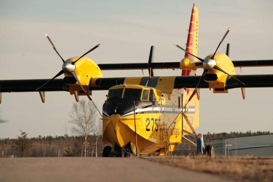 Ontario grounds 2 waterbombers for repairs as wildfires rage through north