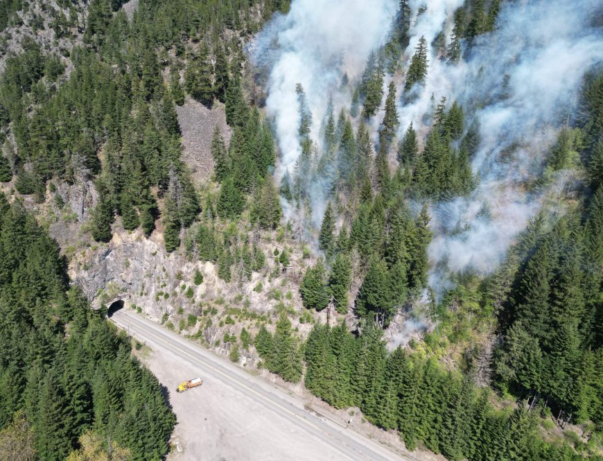 New wildfire near Boston Bar prompts evacuation of entire area