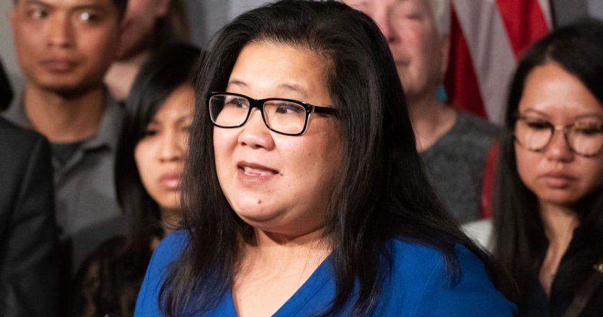 Democrat Mayor Under Criminal Investigation After Vulgar Text Messages to Staff Exposed