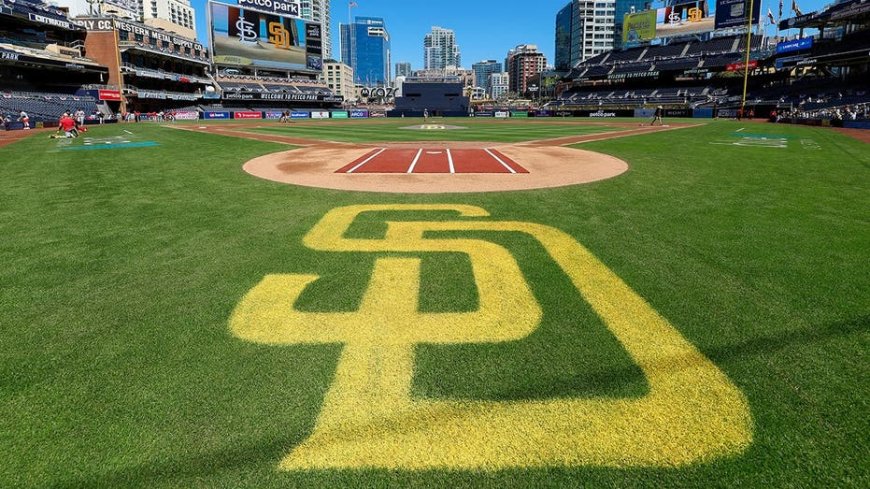 San Diego Padres favored over Giants as Robbie Ray likely makes final start before trade deadline