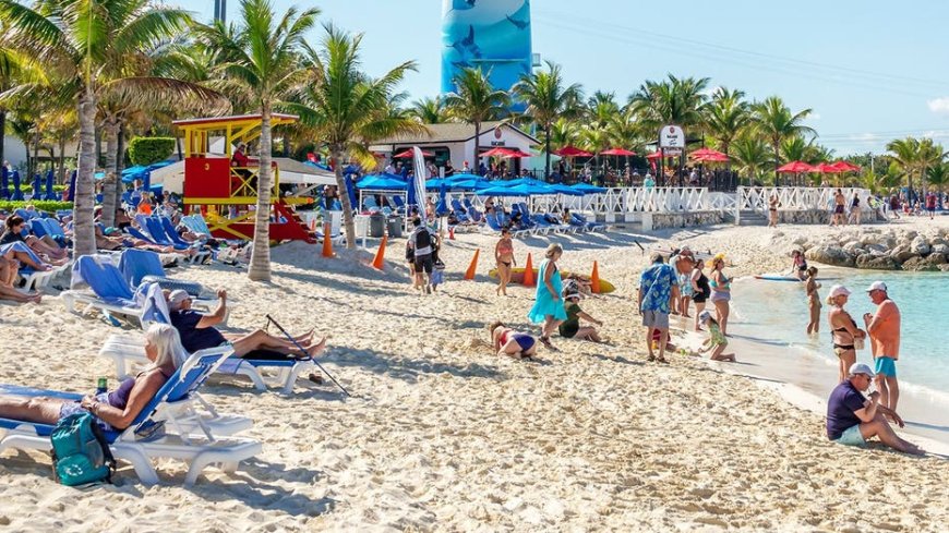 Armed robberies and sexual assaults cited in renewed US warning for island getaway
