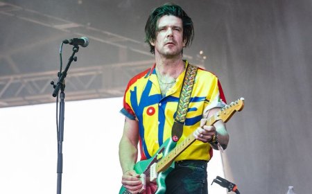 Rock star kicked off tour amid allegations of inappropriate messages with a minor