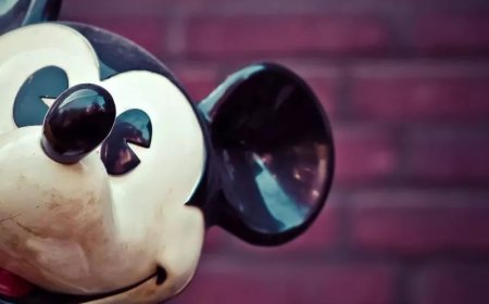 Netflix and Disney are now considering free, ad-supported streaming
