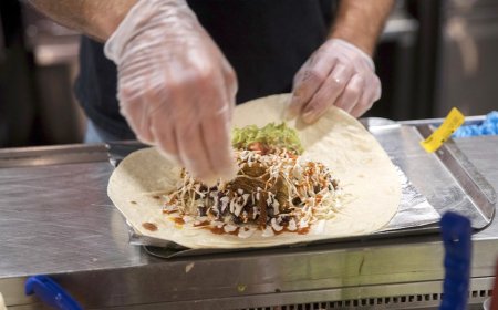 Burrito debate rips open GOP civil war on affordability: ‘We will lose, and deserve it’