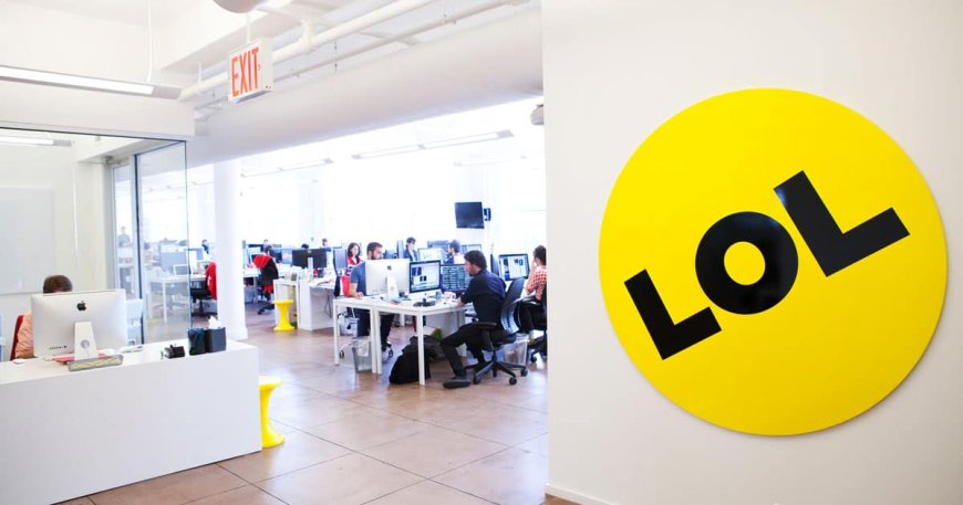BuzzFeed Slashes One-Third of Workforce as Leftist Media Company’s Decline Deepens