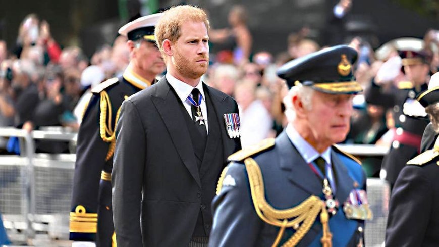 King Charles makes risky move toward Prince Harry as Prince William 'remains wary': experts