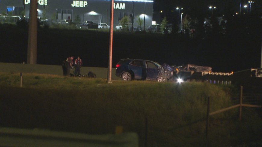 4 dead, several injured after multi-vehicle crash along Stoney Trail: police