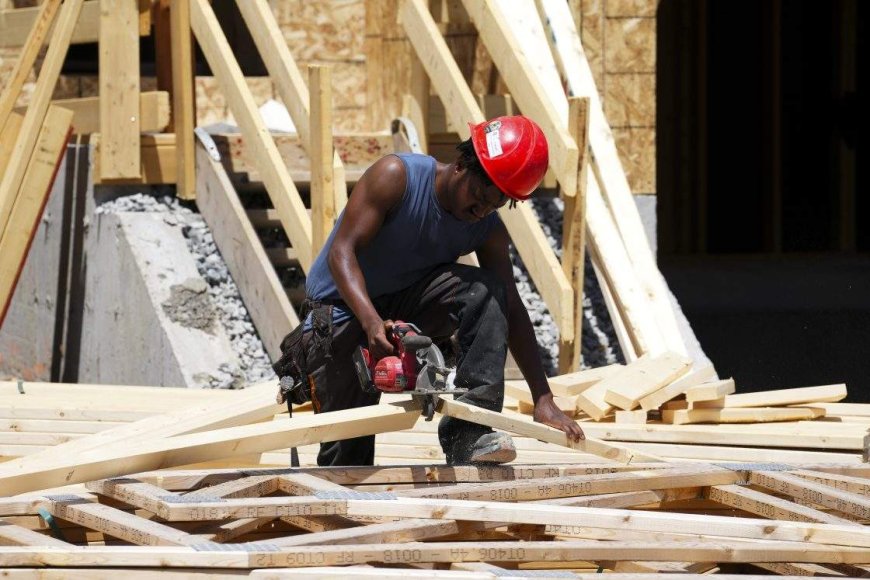 Canada added 75K jobs in July as unemployment fell to 6.4%: StatCan