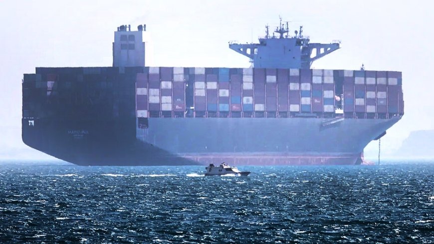 Who controls the Strait of Hormuz right now? Here's what the ship traffic actually shows