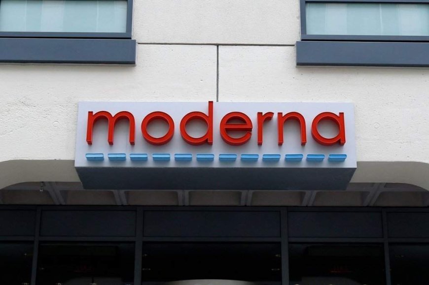 Moderna’s experimental mRNA cancer treatment progresses, shares spike