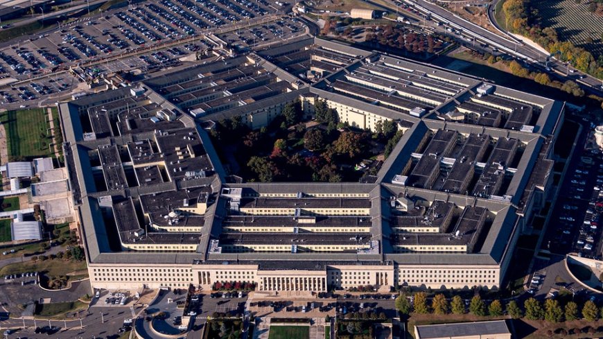 Pentagon officials mulling the firing of military newspaper Stars and Stripes publisher