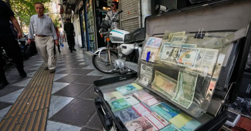 Iran’s Currency Crashes to Record Low as New U.S. Sanctions Hammer Economy