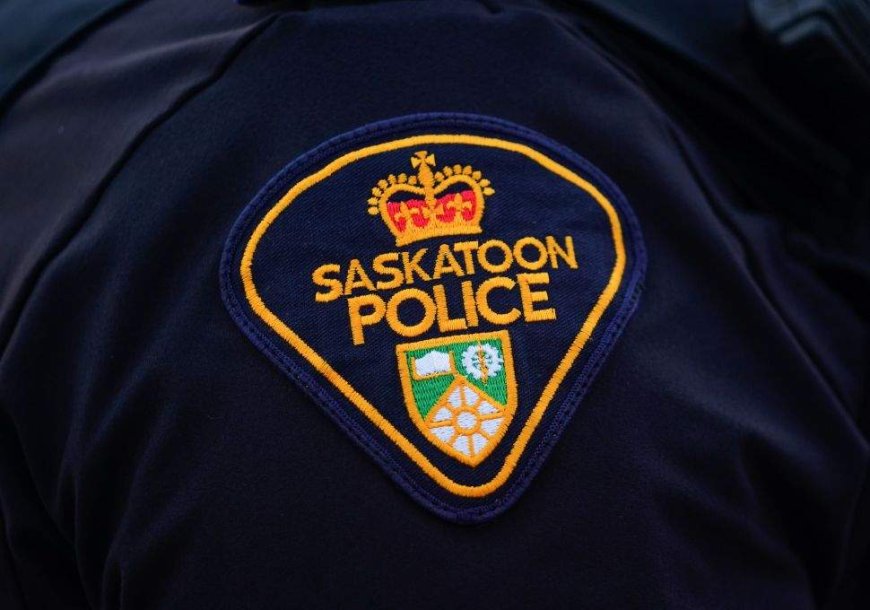 Saskatoon police investigating after man found injured with gunshot wounds