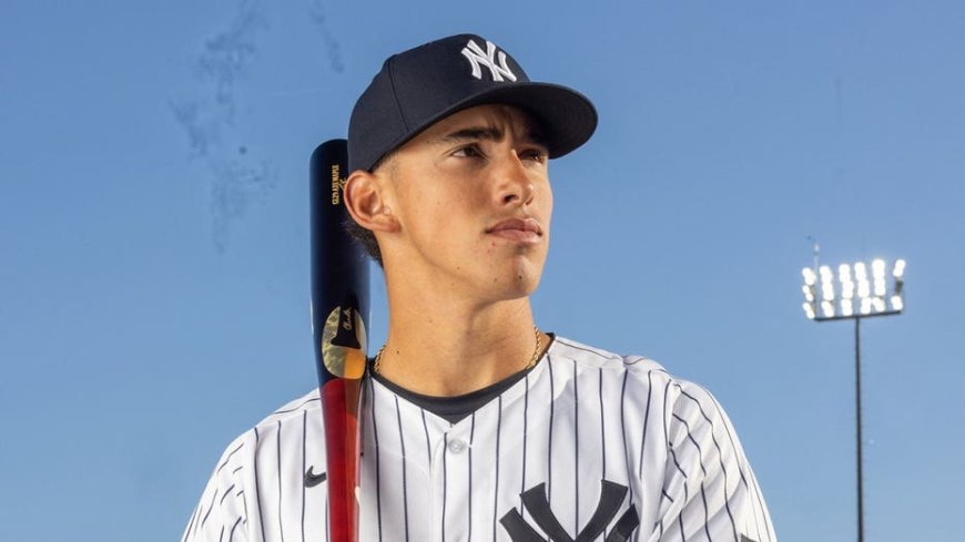 Yankees rookie makes dubious history, becomes first shortstop since 1915 with six-game error streak