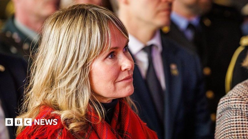 Oslo mayor calls off wedding ceremony after death of Norway's king