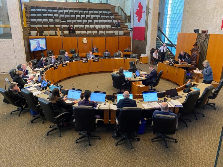 Winnipeggers disengaged in election, lowering voter turnout: polling