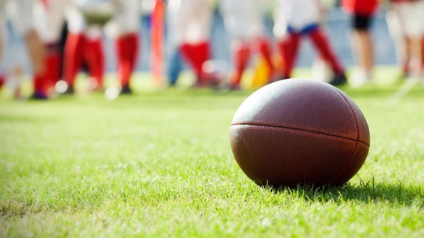 Division-II running back pronounced dead after medical emergency in team's season opener