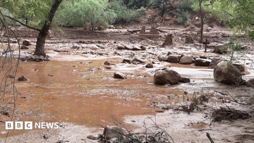 Hikers feared missing after 'terrifying' flash flooding hits Grand Canyon