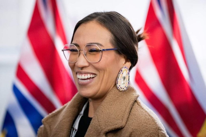 Seventh B.C. Conservative quits caucus, says she’s lost confidence in Findlay