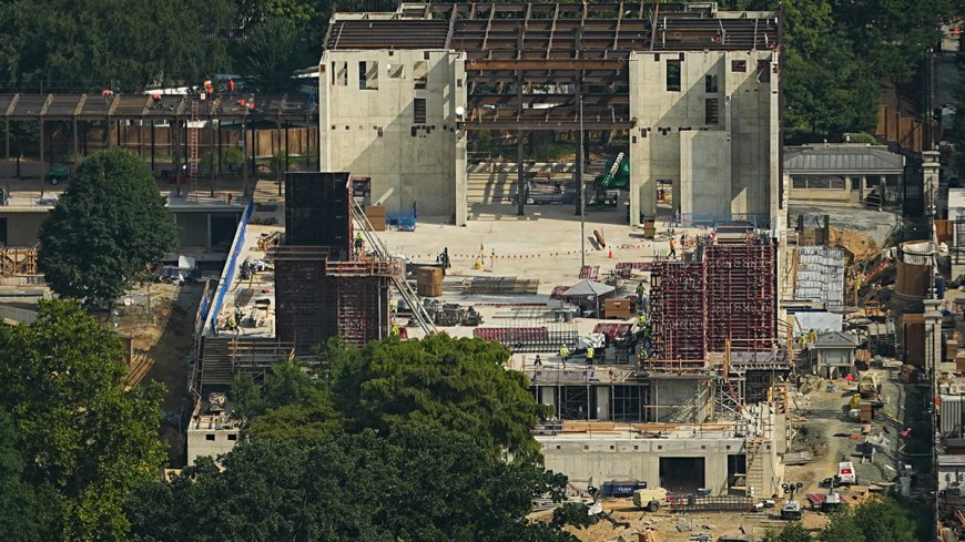 Trump's White House ballroom construction gets another lifeline from SCOTUS amid heated legal fight