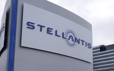 Unifor, Stellantis set to begin contract talks after deals with GM, Ford