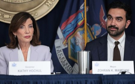 NY Gov Kathy Hochul accuses Trump of 'defunding the police,' says DHS is 'withholding' counterterror funds