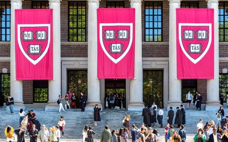 Man allegedly brandishes edged weapon at Harvard-area coffee shop, prompting campus shelter-in-place
