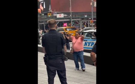 Watch: Police Shoot Times Square Knife Attacker Who Killed Bank Of America VP & Injured Another