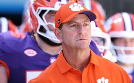 Clemson's Dabo Swinney throws shade at Lane Kiffin, LSU over bringing in NFL players: 'It's embarrassing'