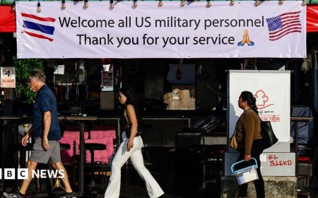 US aircraft carrier docks near Thai beach resort Pattaya after record 250 days at sea