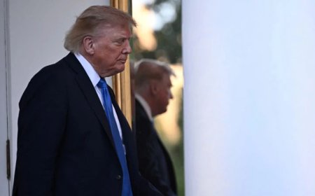 Thursday War Room LIVE: Thune Warns GOP Could Lose Senate, As Federal Judge Blocks Trump’s New Executive Order Ending Birthright Citizenship… PLUS, Killer Mom Lindsay Clancy Receives Loads Of Fan Mail, Bartiromo Out At Fox & CIA Asset Steinem Dead At 92! TUNE IN/SHARE!