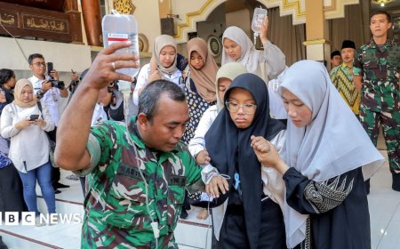 Around 2,000 fall ill in Indonesia after eating free school meals