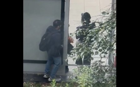 Alien Filmed Masturbating Near 2 Girls At A Bus Stop In Poland