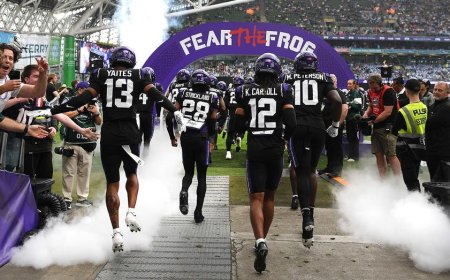 TCU does an about-face after stripping local newspaper's credentials days before football season