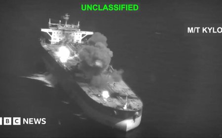 US hits three Iranian oil tankers after saying its warships were targeted