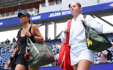 Wild US Open doubles match devolves into player box taunts, a cold net snub, utter chaos